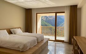 Askireg Hotel